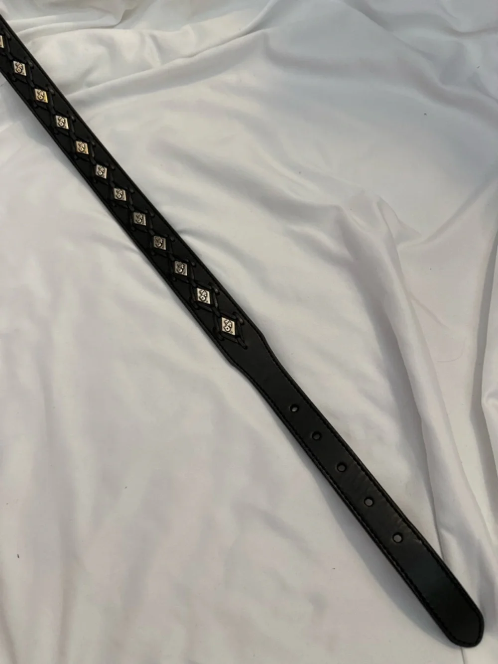 EUC Vintage Harley Davidson Silver-tone Diamond Logo Studded Leather Belt 32
